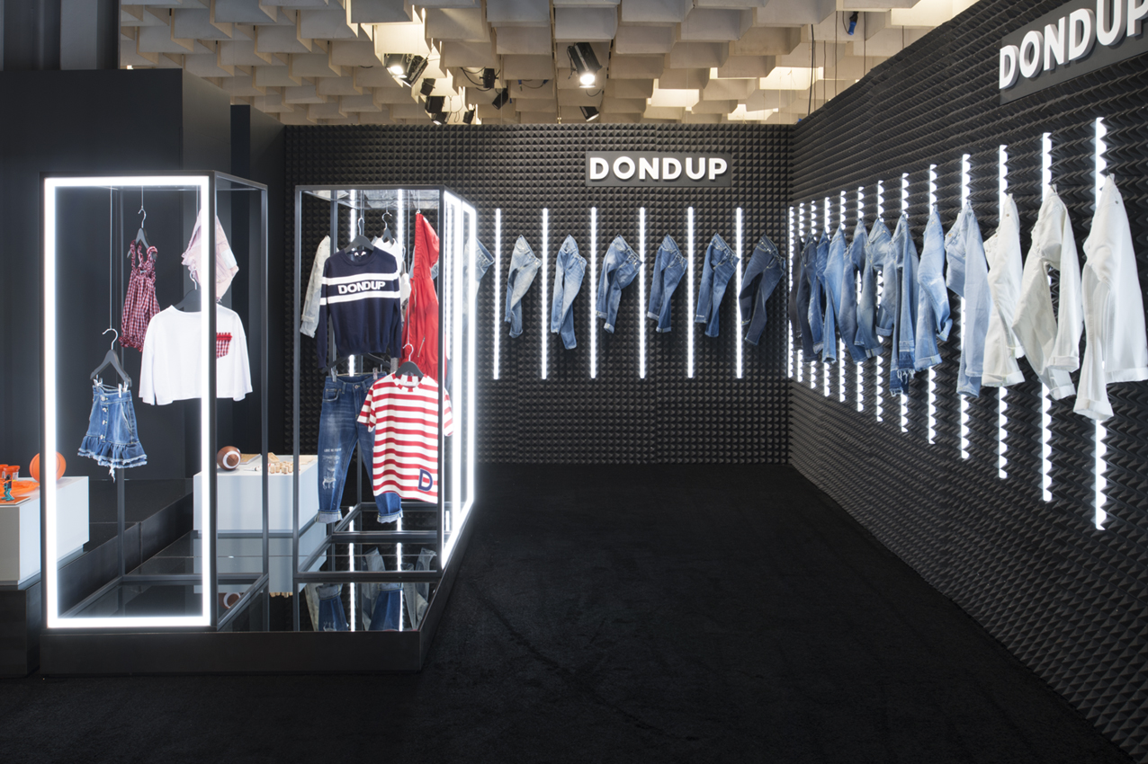 DONDUP — Booth Design Pitti Bimbo Pitti Bimbo Booth design image 5