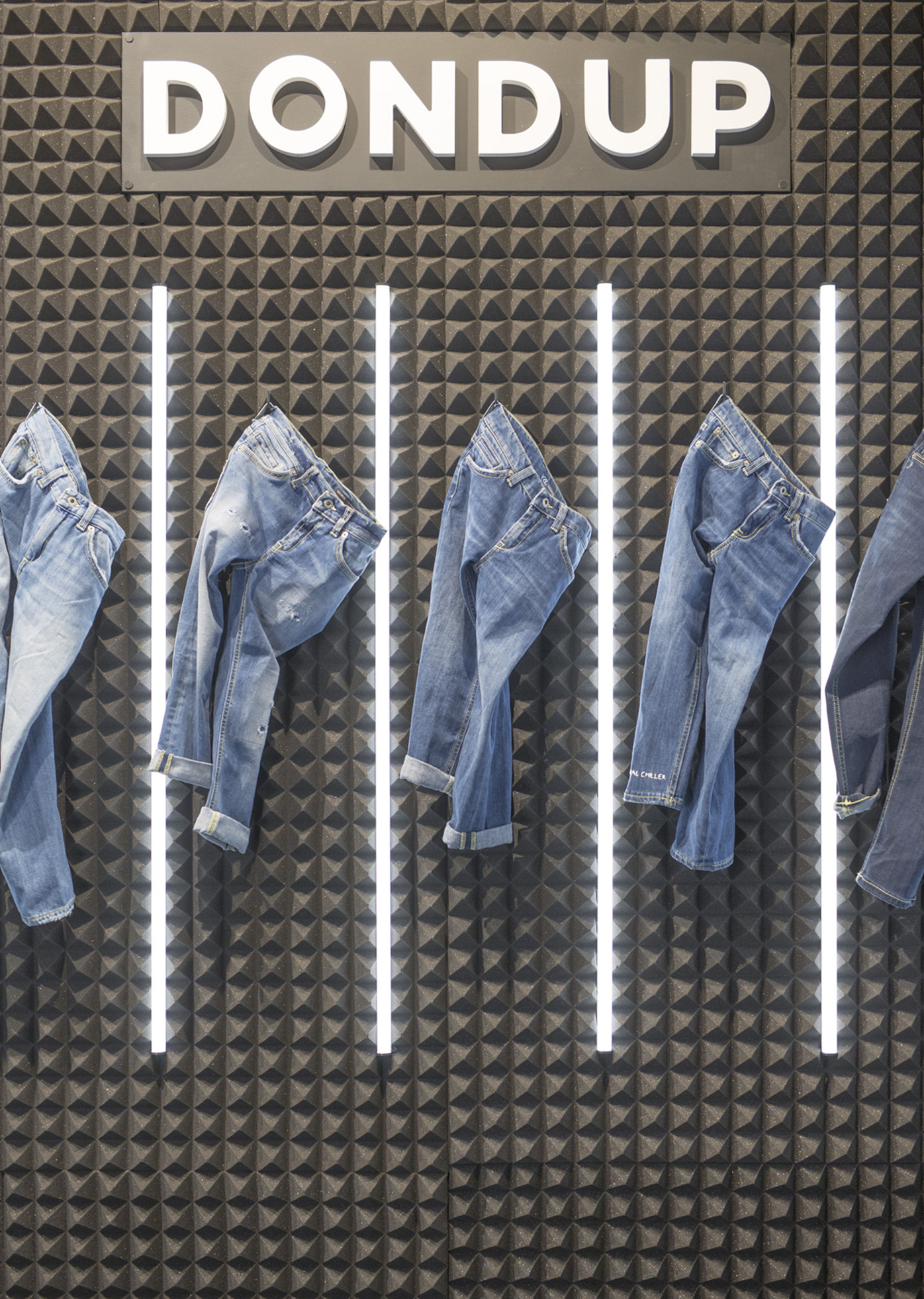 DONDUP — Booth Design Pitti Bimbo Pitti Bimbo Booth design image 1